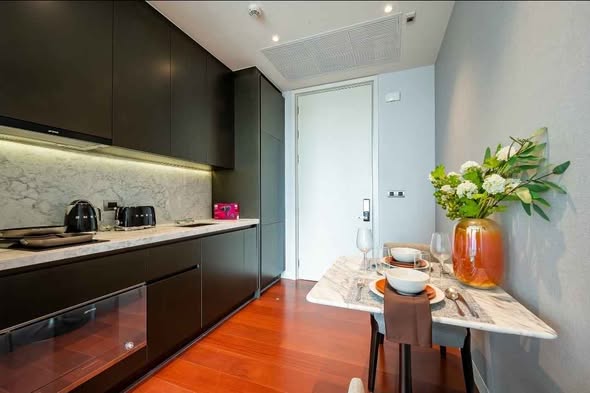 kitchen of KHUN by YOO