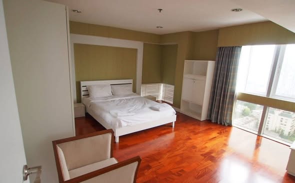 bedroom of Kiarti Thanee City Mansion