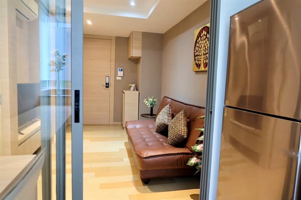 Klass Silom Condo