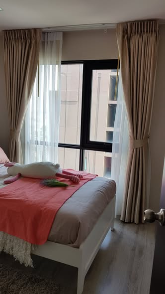 bedroom of Knightsbridge Bearing