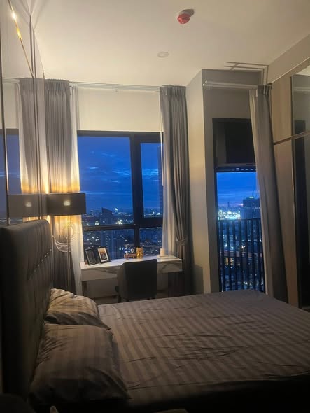 bedroom of KnightsBridge Prime Onnut