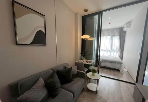 bedroom and living room of KnightsBridge Prime Onnut
