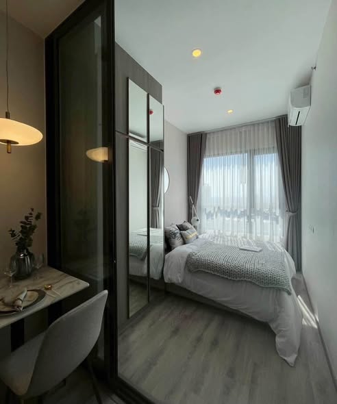 bedroom and room interior of KnightsBridge Prime Onnut
