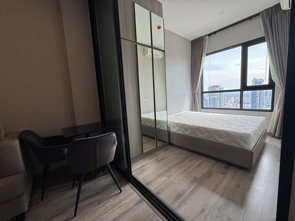 bedroom and room interior of KnightsBridge Prime Onnut