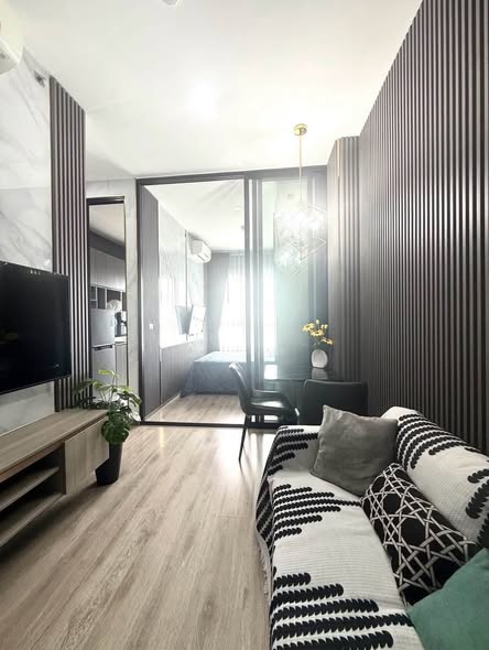living room of KnightsBridge Prime Onnut