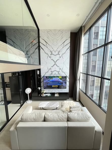 bedroom and living room of KnightsBridge Prime Sathon