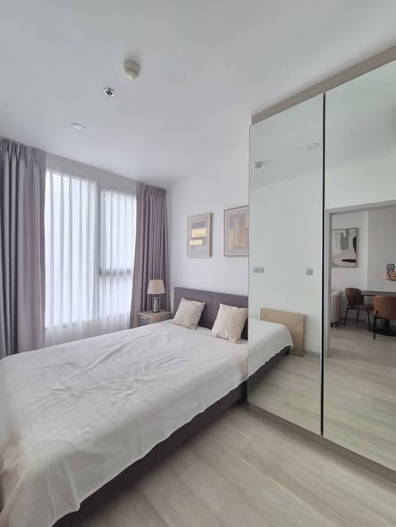 bedroom and room interior of KnightsBridge Prime Sathon