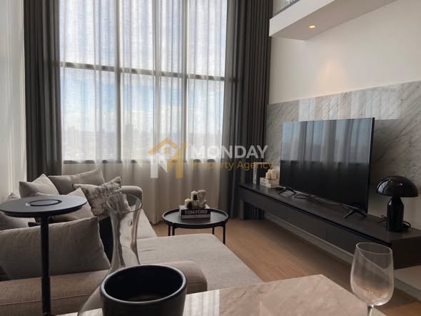 living room of KnightsBridge Prime Sathon