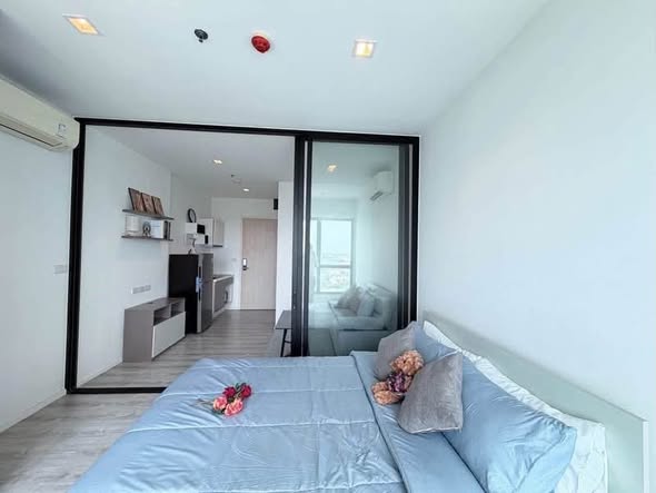 bedroom and room interior of Knightsbridge Sky River Ocean Condominium
