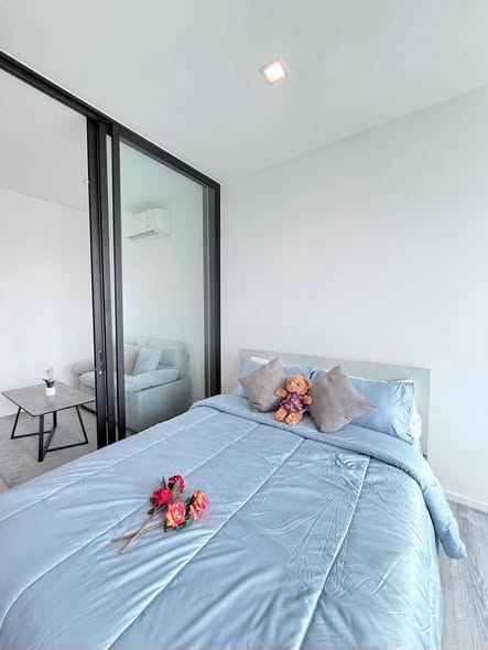 bedroom and room interior of Knightsbridge Sky River Ocean Condominium