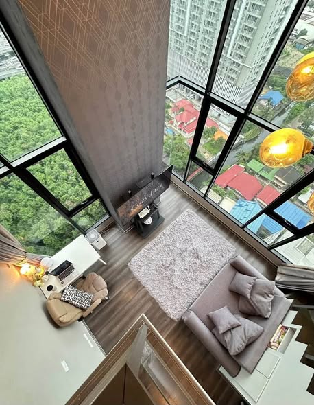 living room of KnightsBridge Space Rama9