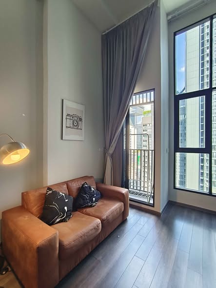 living room of KnightsBridge Space Rama9