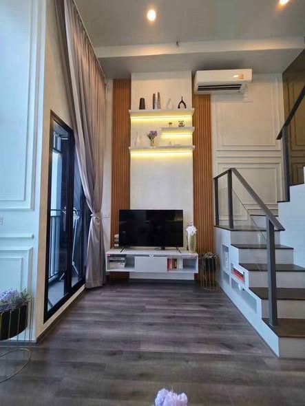 living room and room interior of KnightsBridge Space Rama9