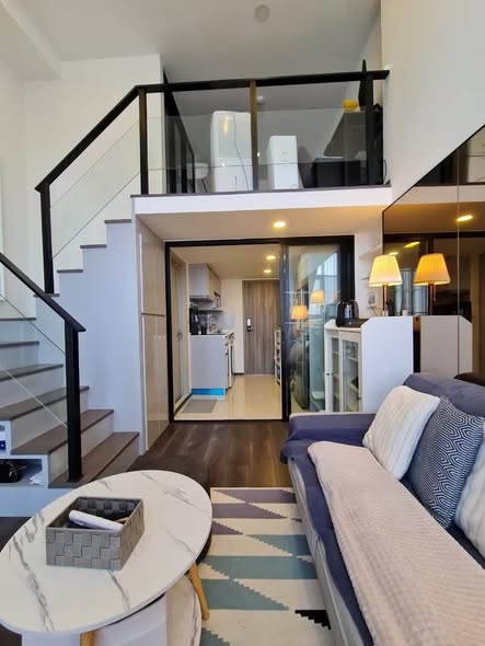 living room of KnightsBridge Space Ratchayothin