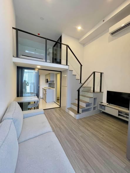 living room of KnightsBridge Space Ratchayothin