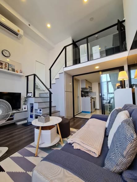 living room of KnightsBridge Space Ratchayothin