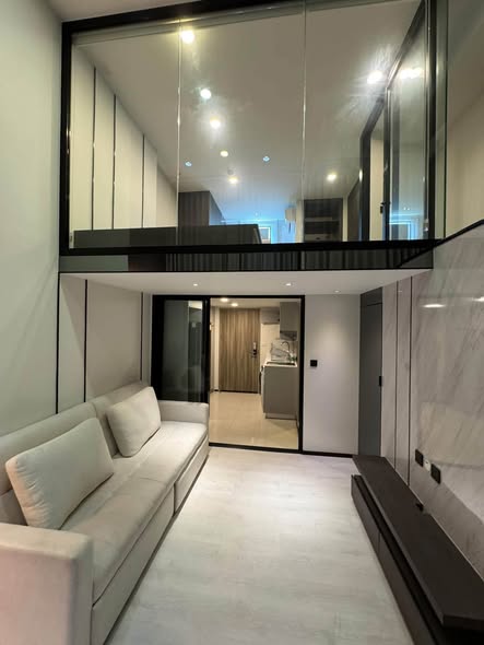 living room and room interior of KnightsBridge Space Ratchayothin