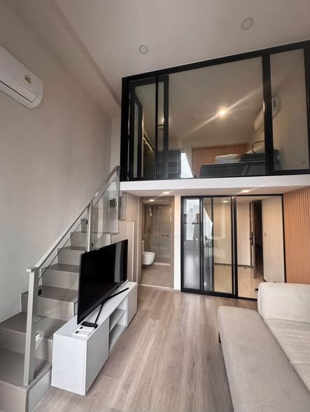 living room and room interior of KnightsBridge Space Sukhumvit-Rama 4