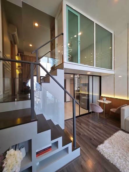 living room and room interior of KnightsBridge Space Sukhumvit-Rama 4
