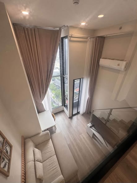 living room and room interior of KnightsBridge Space Sukhumvit-Rama 4