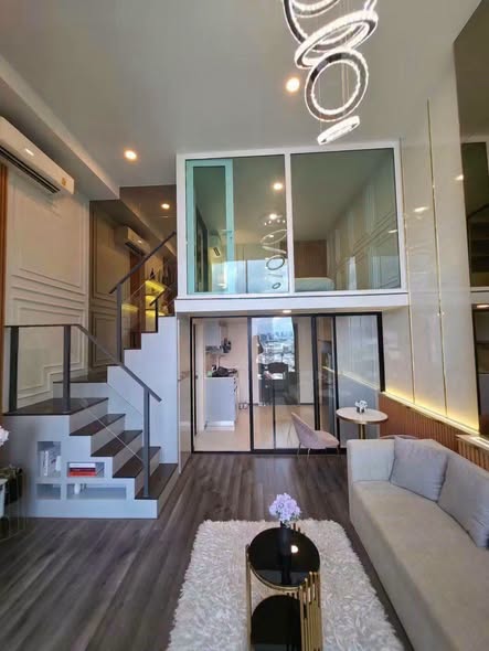 living room and room interior of KnightsBridge Space Sukhumvit-Rama 4