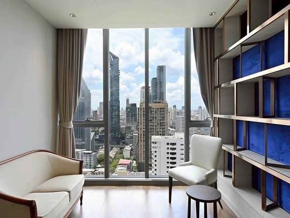 living room of KRAAM Sukhumvit 26 (คราม สุขุมวิท 26)