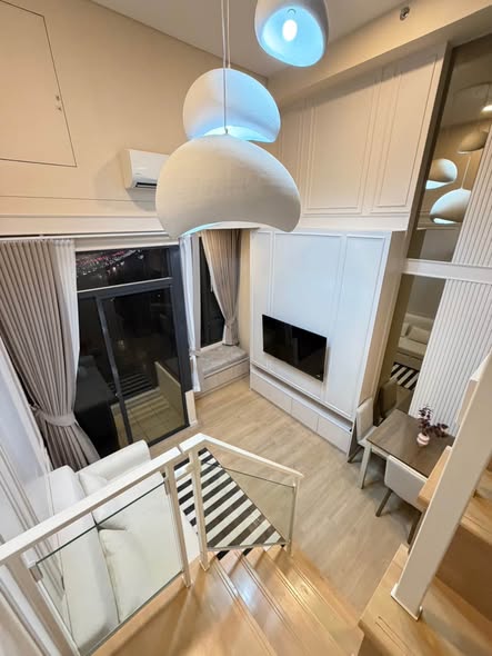 living room of Landmark @MRTA Station