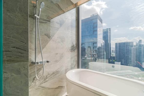 LAVIQ Sukhumvit 57