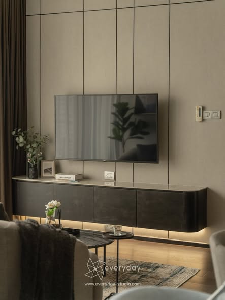 living room and bedroom and room interior and bathroom of LAVIQ Sukhumvit 57
