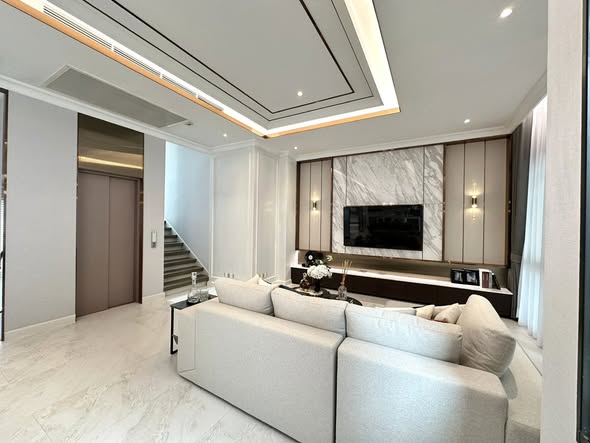 living room of Lavista Prestige Village Ekkamai 10