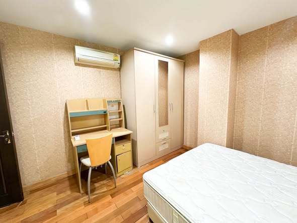 bedroom of Le Celeste Condominium เลอเซเเลส คอนโดมิเนียม