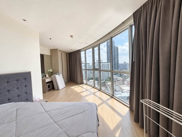 bedroom of Le Luk Condominium