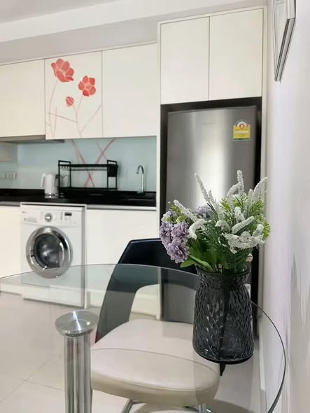 LE NICE CONDO