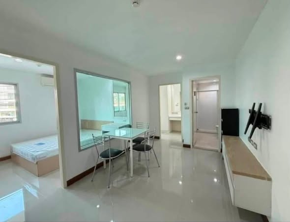 bedroom of Le Rich Condominium