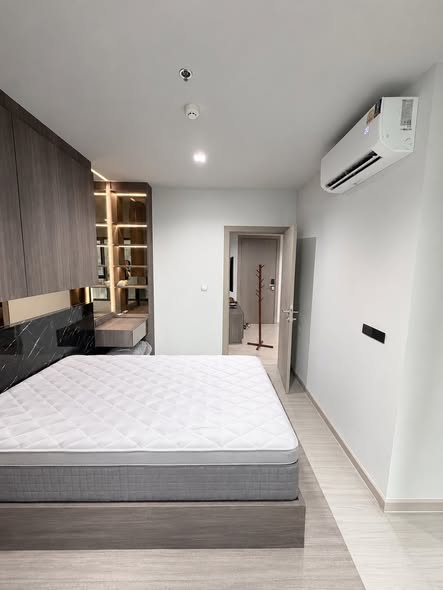 bedroom of Life Asoke – Rama 9
