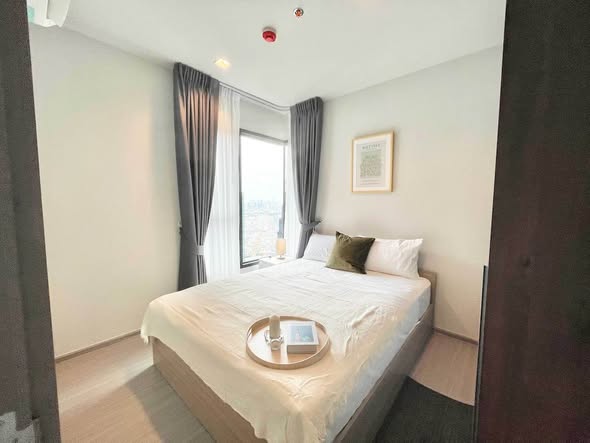 bedroom of Life Asoke – Rama 9