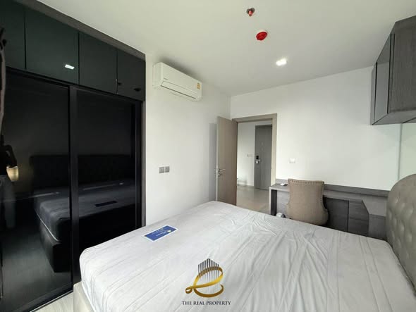 bedroom of Life Asoke – Rama 9