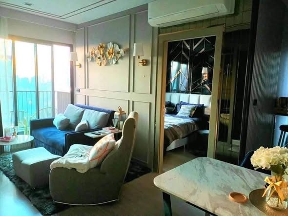 bedroom and living room of Life Asoke – Rama 9