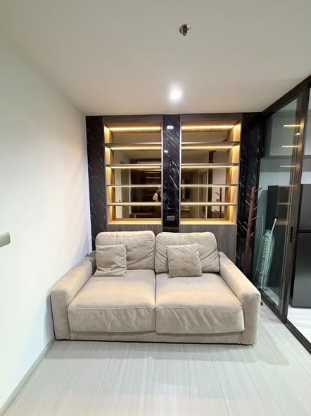 bedroom and living room and room interior of Life Asoke – Rama 9