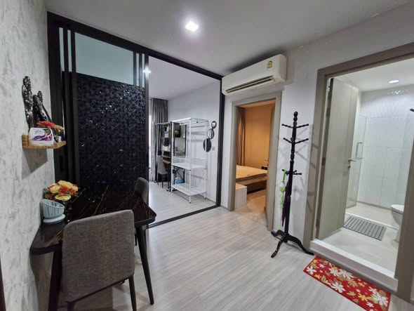 bedroom and room interior of Life Asoke – Rama 9