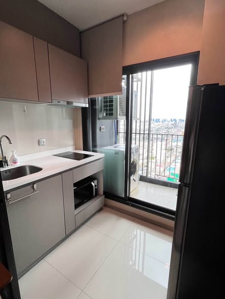 Life Asoke – Rama 9
