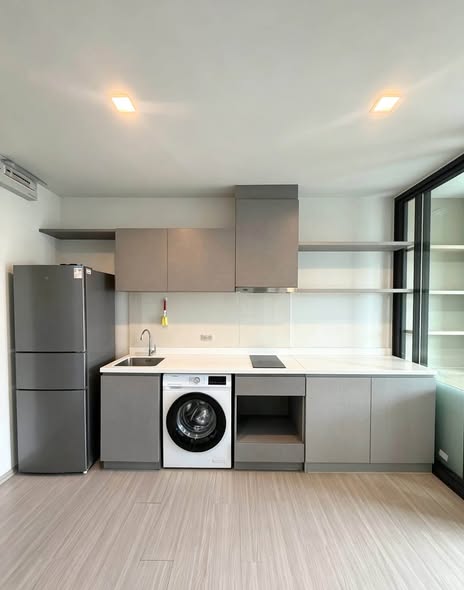 Life Asoke – Rama 9