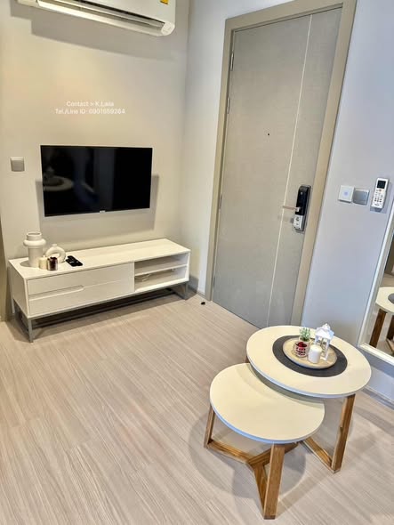 living room of Life Asoke – Rama 9