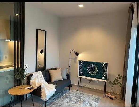 living room of Life Asoke – Rama 9