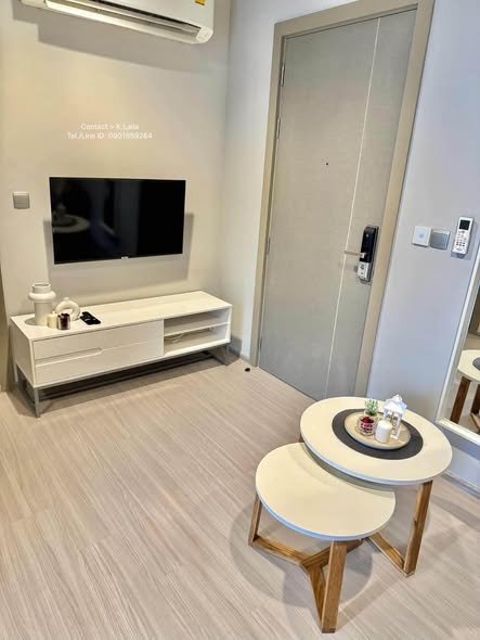 living room of Life Asoke – Rama 9