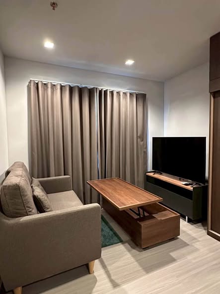 living room and room interior of Life Asoke – Rama 9