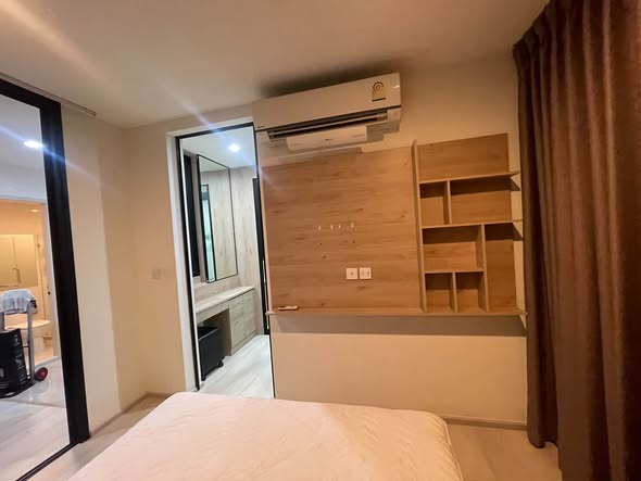 bedroom and room interior of Life Asoke