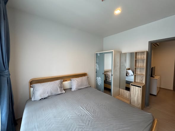 bedroom of Life Asoke Hype