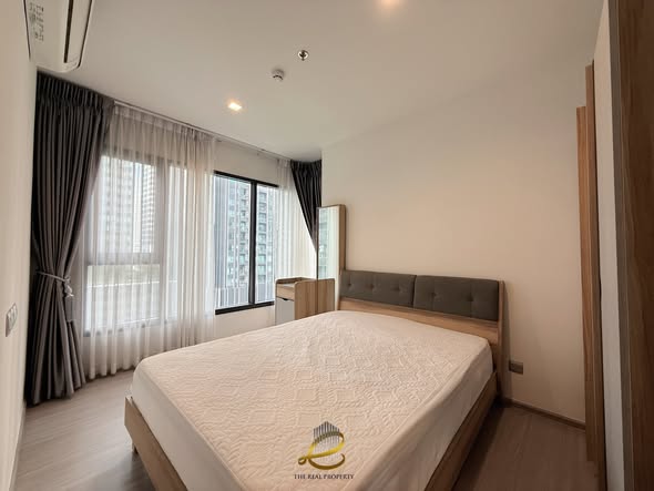 bedroom of Life Asoke Hype