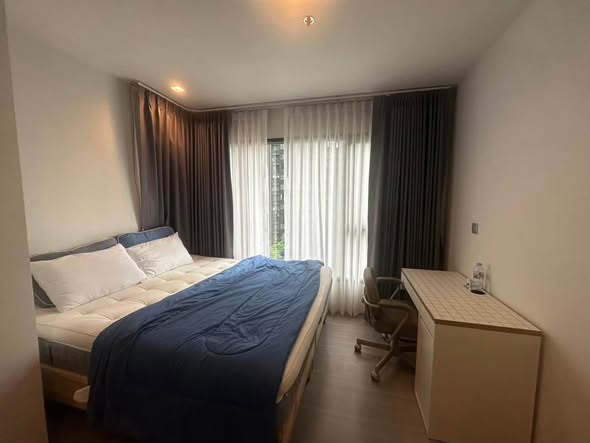 bedroom of Life Asoke Hype